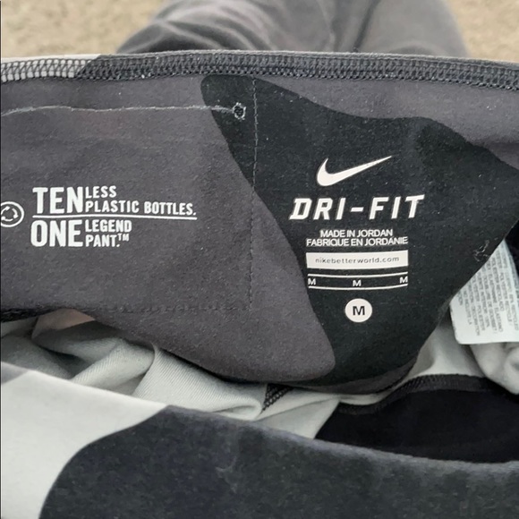 Nike leggings - Picture 3 of 3